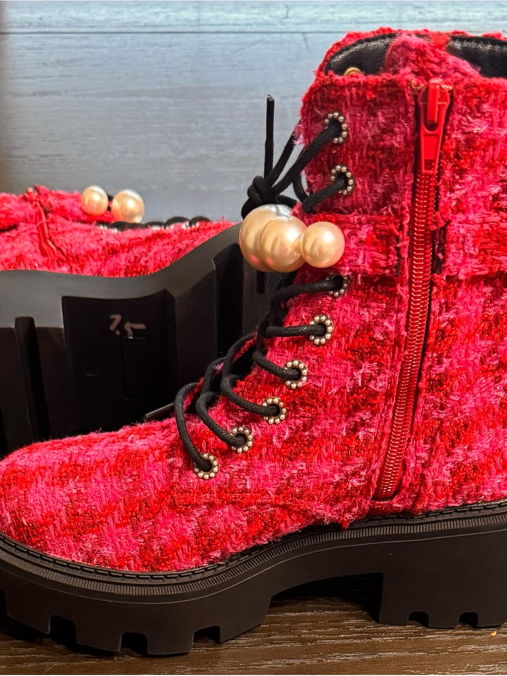 Betsey Johnson Jonnie Fuchsia Tweed Pearl Combat Boots Size 7.5 - Picture 11 of 12